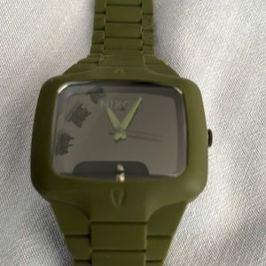 Nixon Watch The Rubber Player